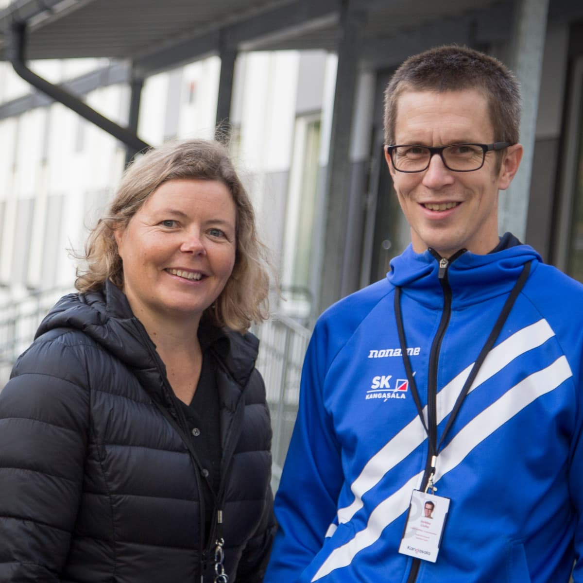 Kangasalalaisen Vatialan koulun rehtori Mari Saarikko ja vs. apulaisrehtori Jarkko Liuha.