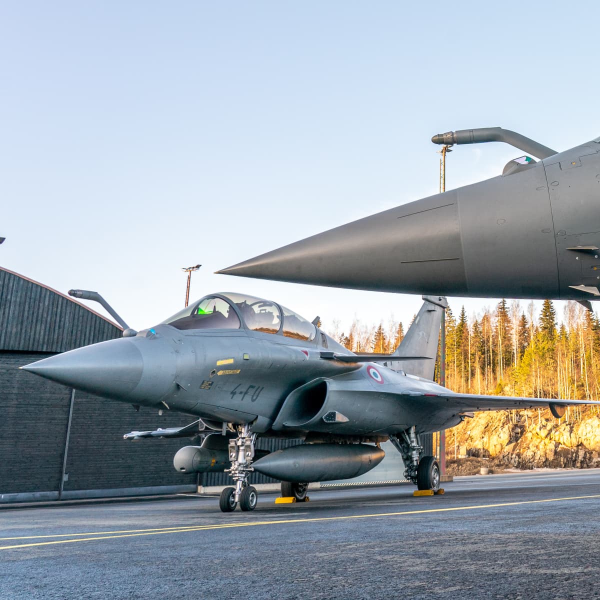 Dassault Rafale Pirkkalan kentällä.