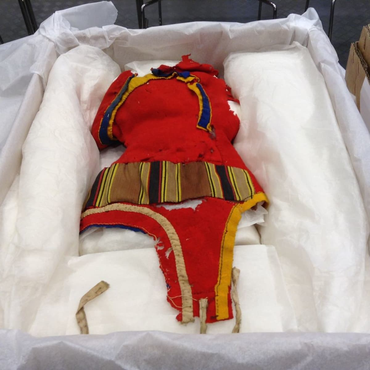 Sarvilakki, Vapriikin saamelaiskokoelmasta,joka lahjoitettiin 29.4.2015 saamelaismuseo Siidaan