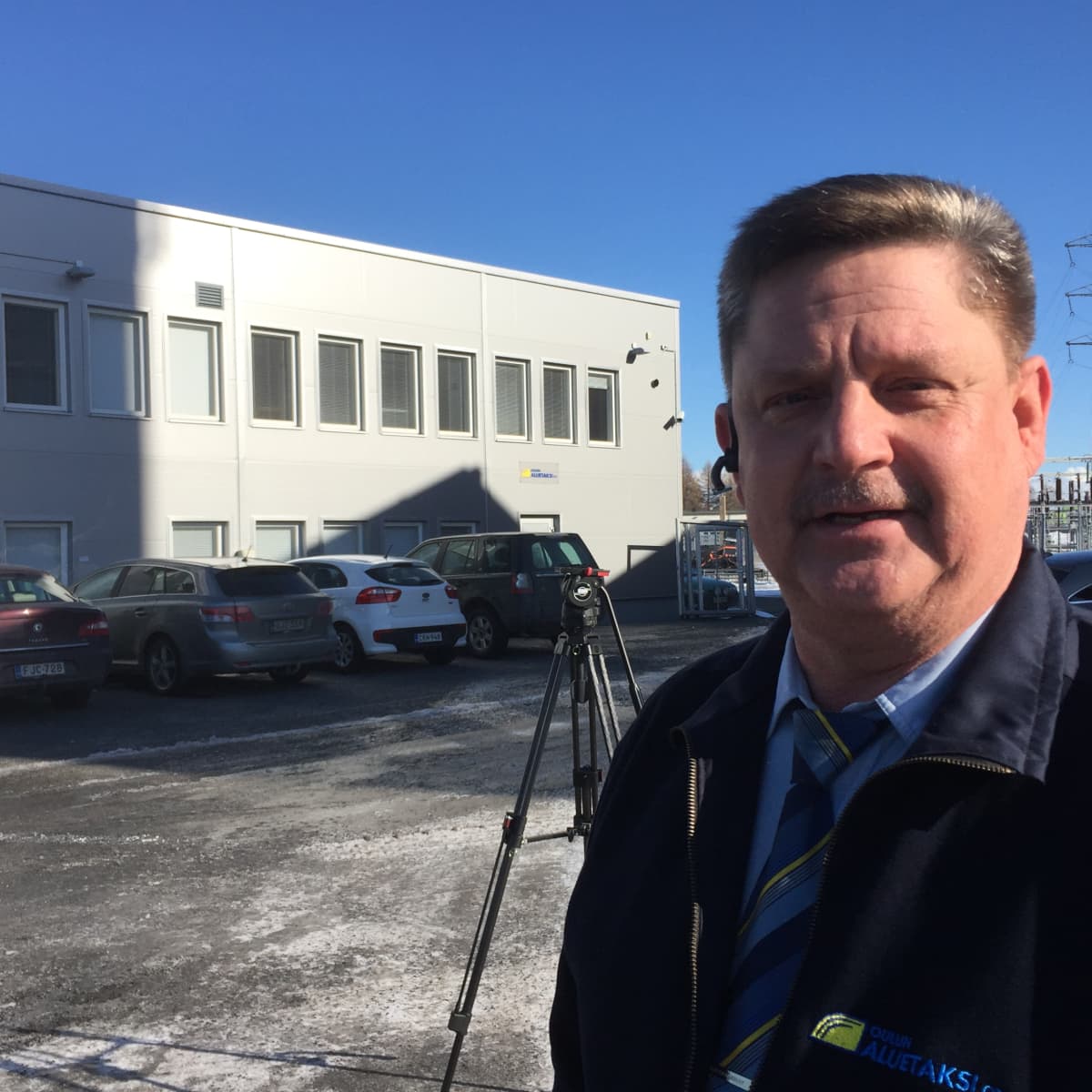 Oulun Aluetaksi Ry:n hallituksen puheenjohtaja Kari Räihä ei pelkää kilpailijaa. Yhteistyötäkin voisi ajatella.