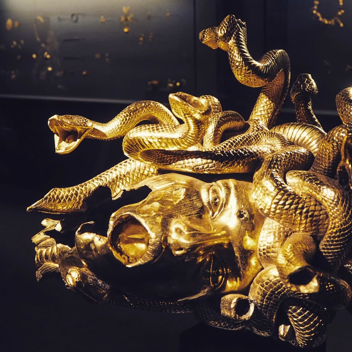 Damien Hirst Venetsia biennale.
