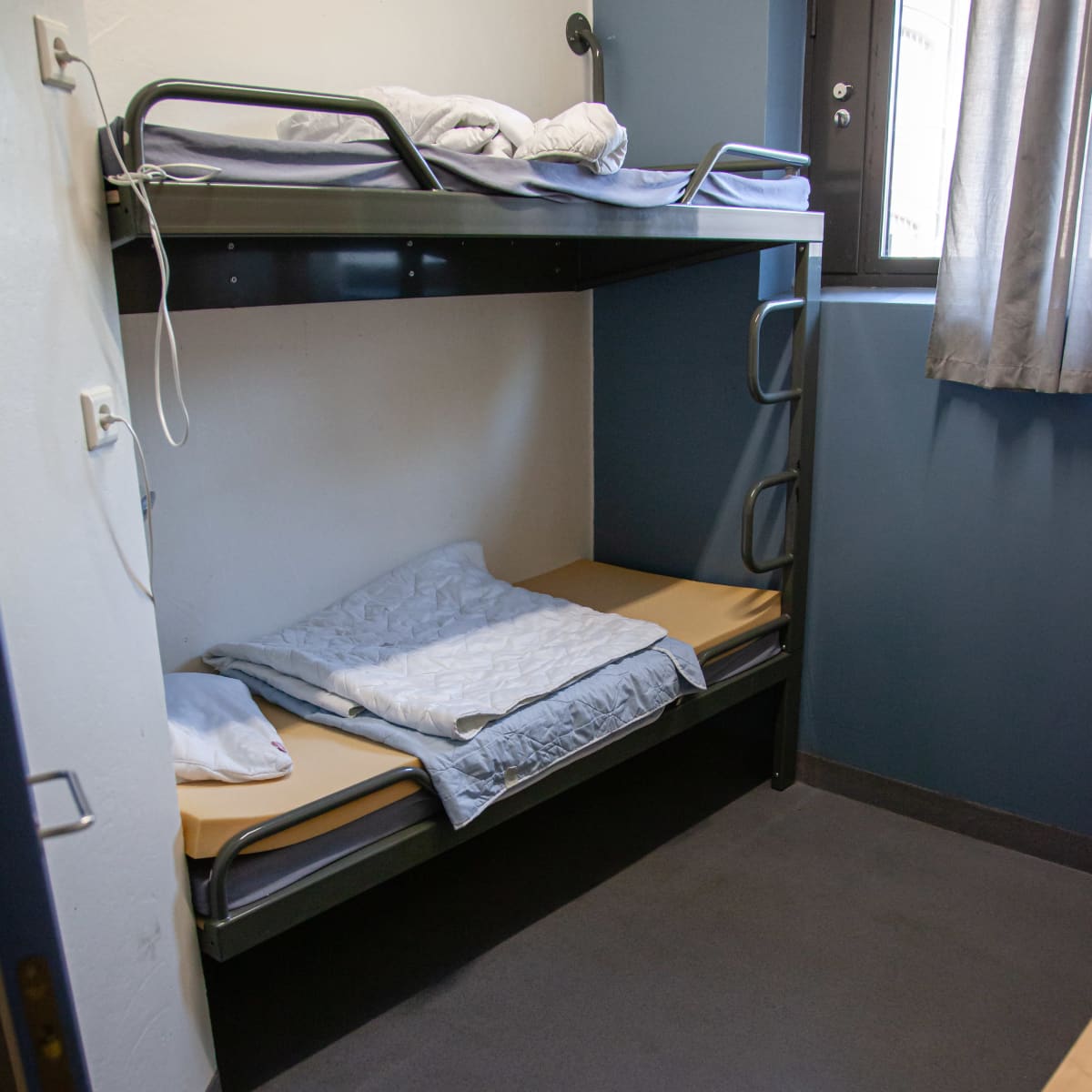 Mikkelin vankilan sellissä kerrossänky.