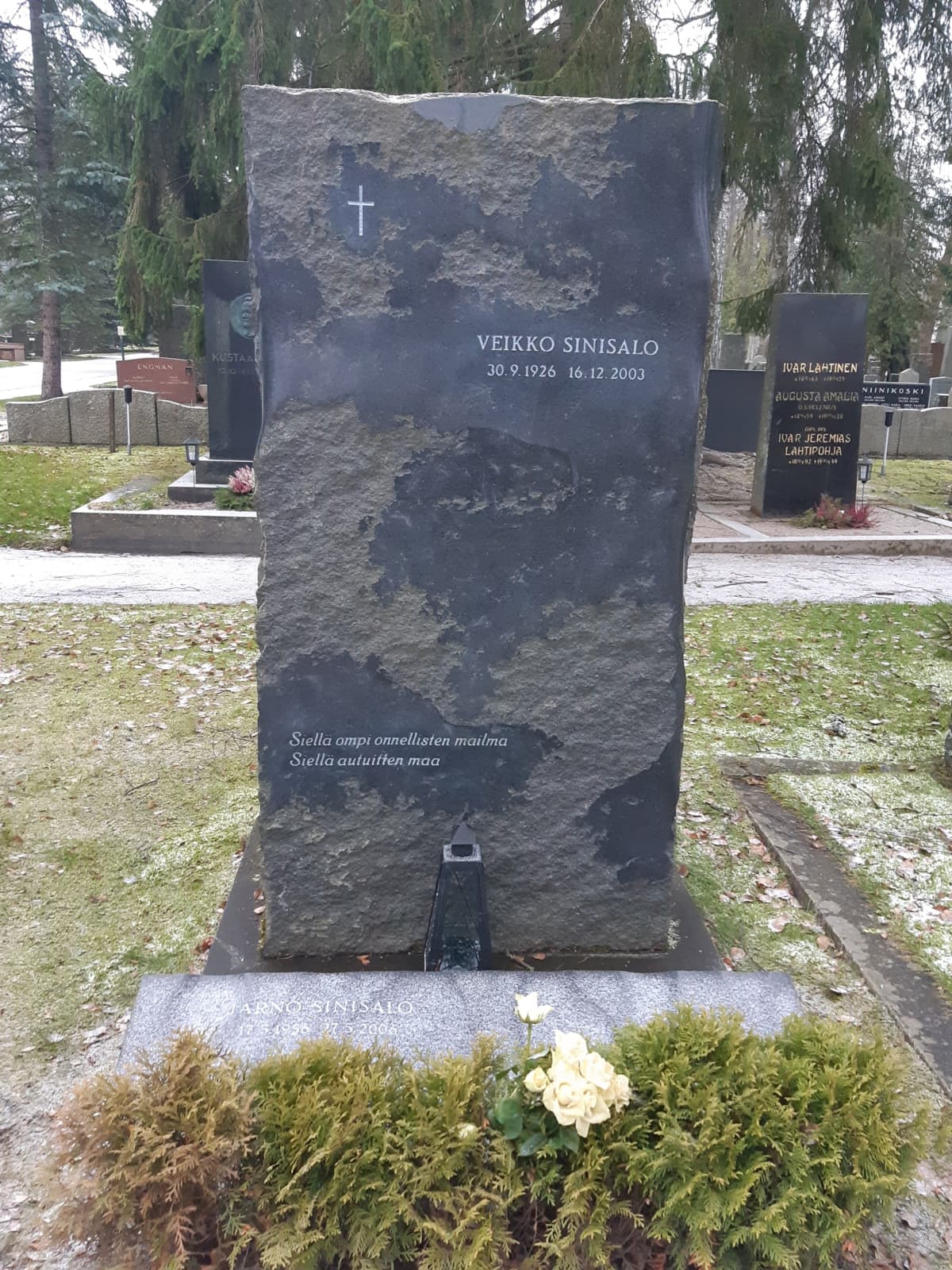 hautakivi
