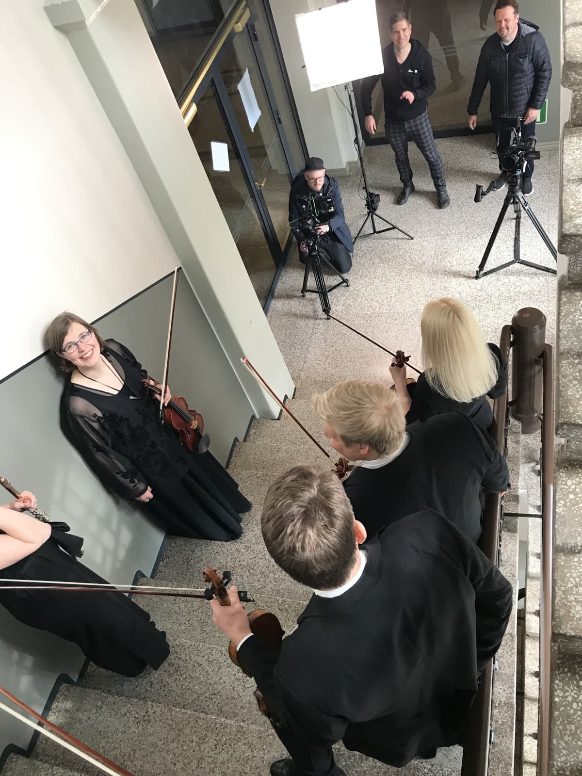 Sinfonia Lahti musiikkivideon kuvauksissa.