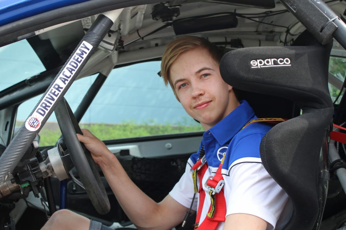 Aleksi Röyhkiö ajaa ensimmäisen SM-rallinsa tulevana viikonloppuna Rovaniemen Arctic Lapland Rallyssa.