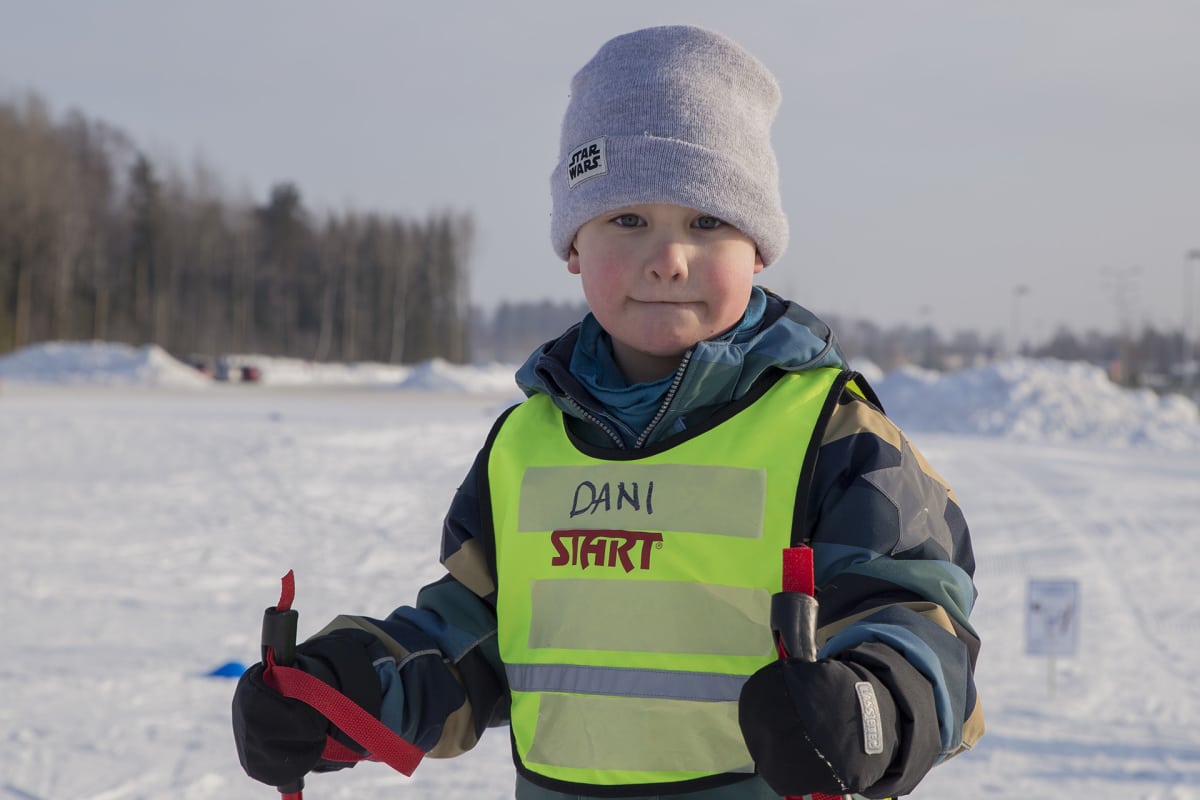Hiihtokoulu.