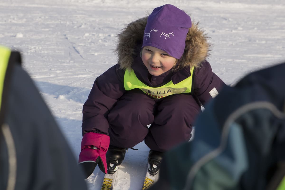 Hiihtokoulu.