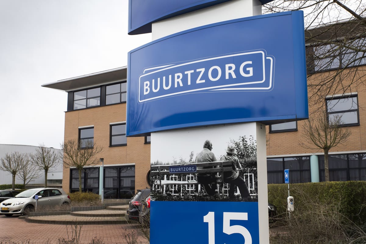 Buurtzorg-yhtiön pääkonttori Almelon kaupungissa Hollannissa.