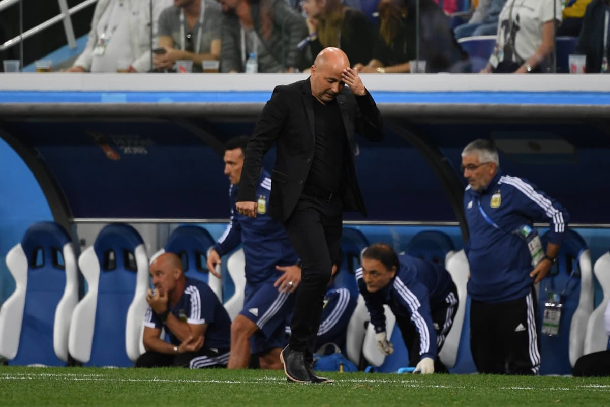 Jorge Sampaoli kentän laidalla.