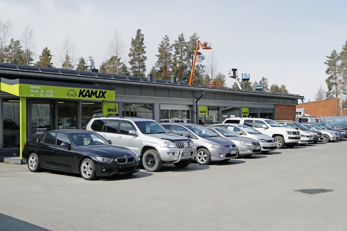Kamux Joensuun autoliikkeltä.