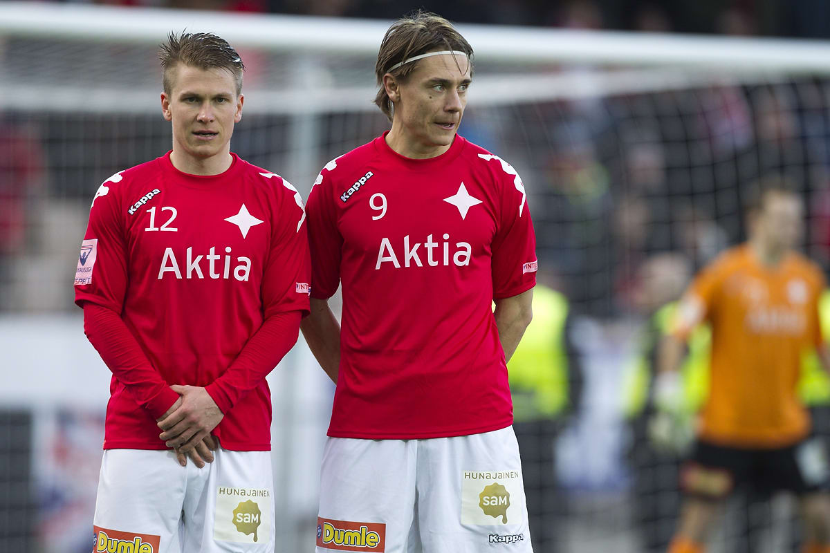Otto-Pekka Jurvainen ja Pekka Sihvola kuuluvat HIFK:n kokeneeseen kaartiin. (Arkistokuva.)