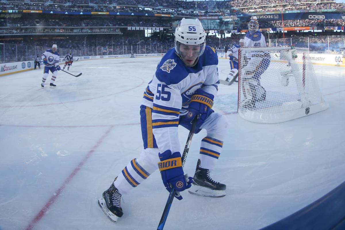 Rasmus Ristolainen NHL:n ulkoilmaottelussa