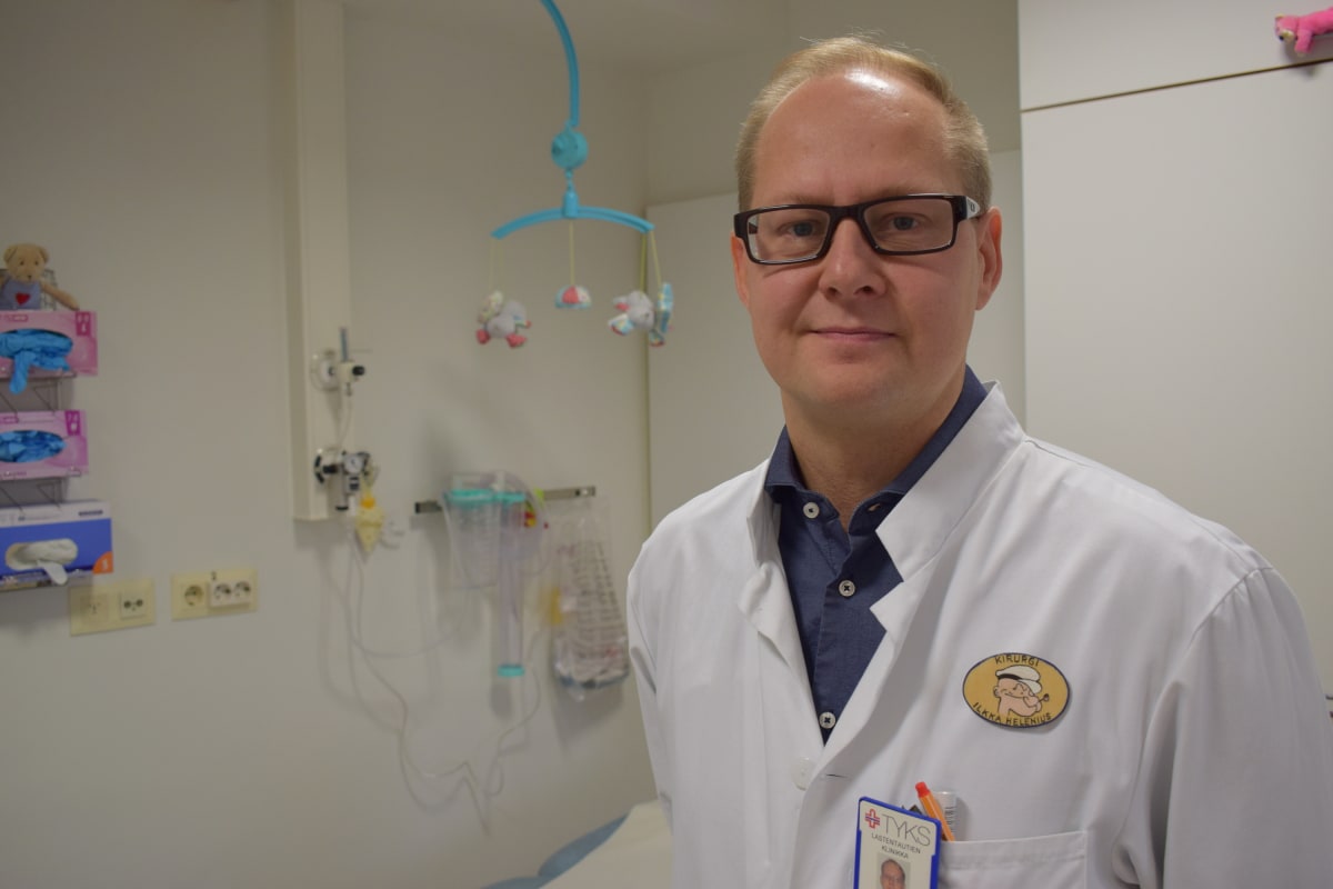 Lasten ortopedian ja traumatologian professori Ilkka Helenius.