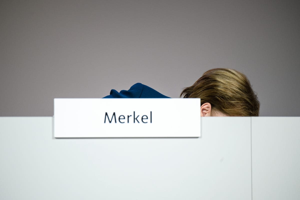 Angela Merkel CDU:n puoluekokouksessa Hampurissa.