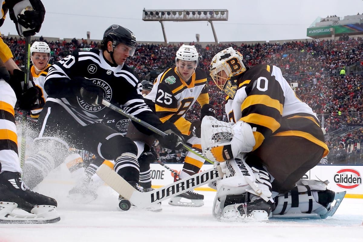 Tuukka Rask Talviklassikossa Notre Damen stadionilla uudenvuodenpäivänä 2019.