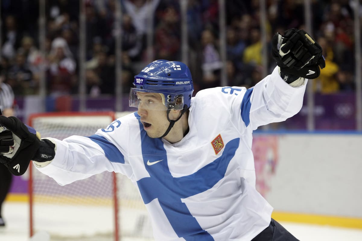 Jussi Jokinen tuulettaa.