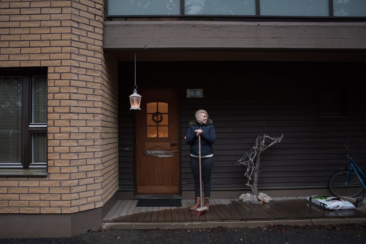 Eija-Sinikka Juhon ja ruotsalaisen avopuolison koti on Tornion Kivirannalla.