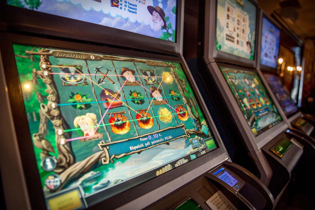 Rahapelejä Casinolla.