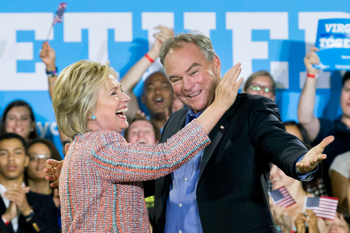 Tim Kaine kampanjoi Clintonin kanssa Virginiassa.