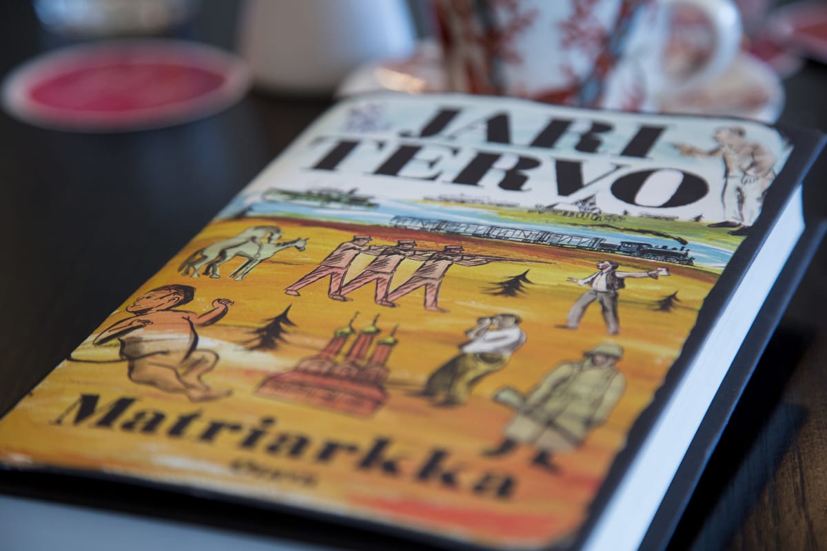 Jari Tervon kirja Matriarkka.
