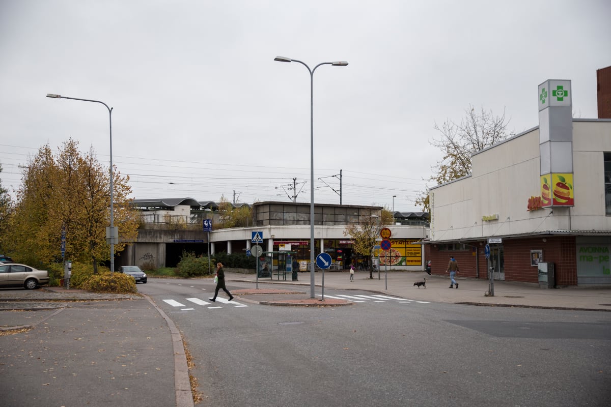 Pukinmäen asemanseutu, Helsinki