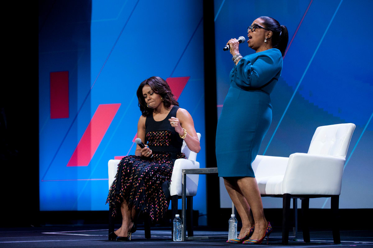Michelle Obama ja Oprah Winfrey esiintyivät yhdessä naisten United State of Women Summit -tilaisuudessa Washingtonissa 14.6.2016.