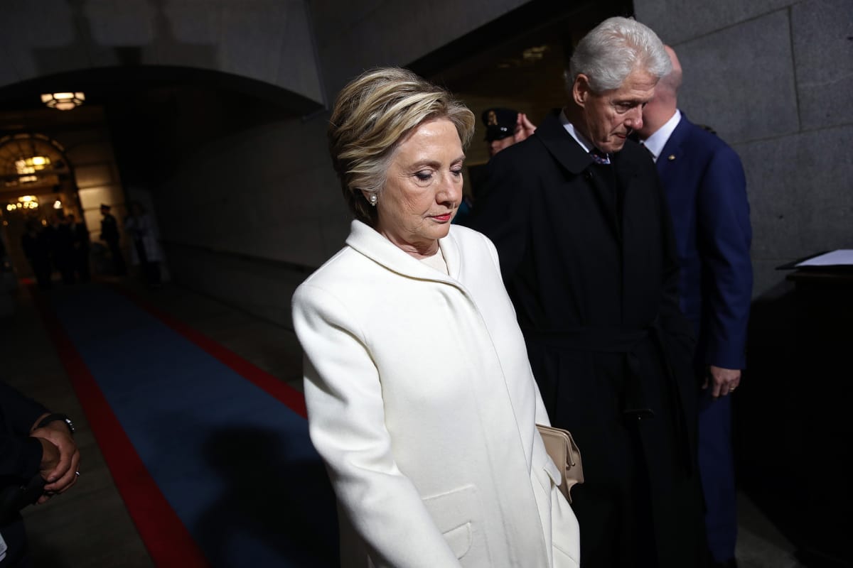 Hillary ja Bill Clinton Donald Trumpin virkaanastujaisissa Washingtonissa 20. tammikuuta.
