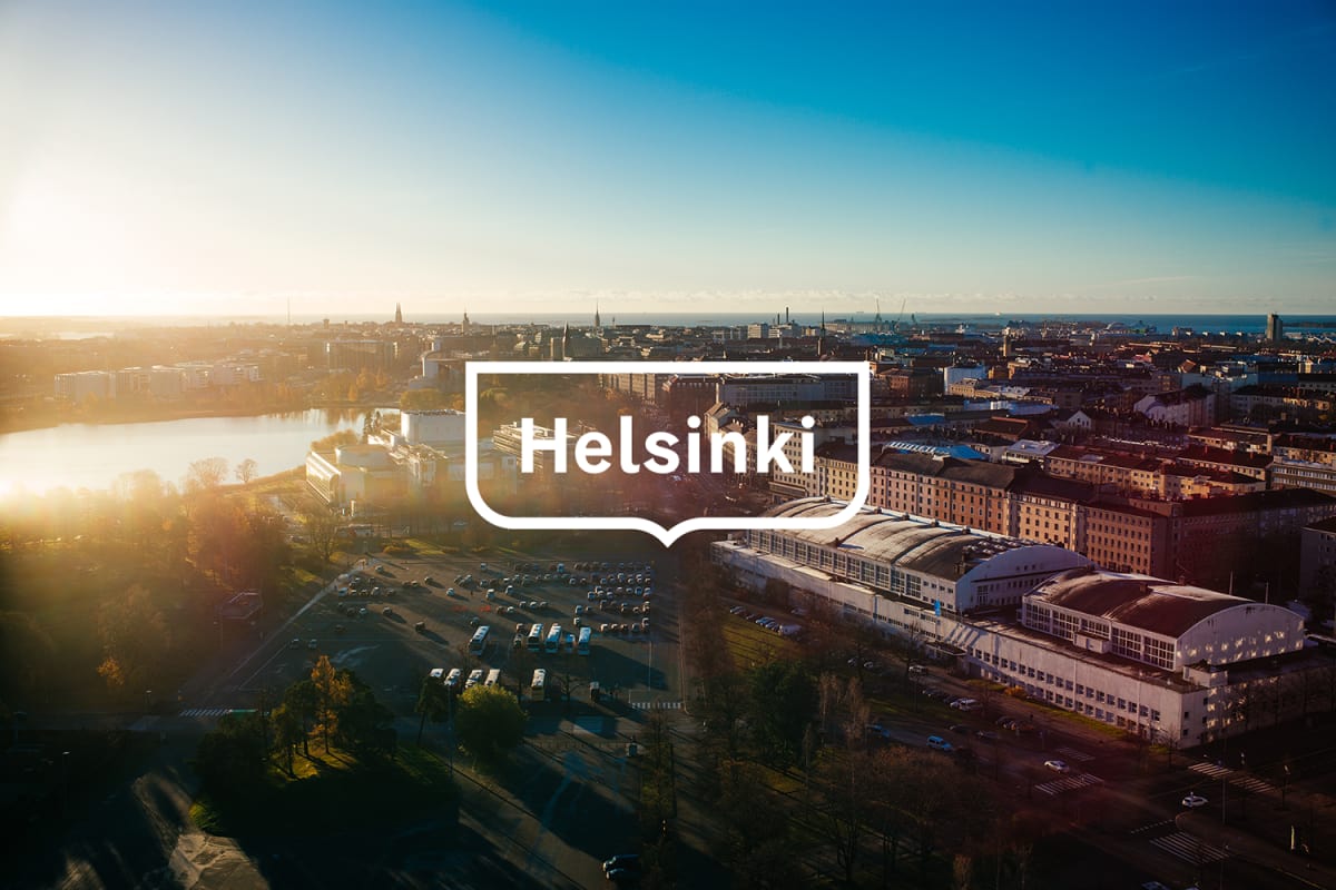 Vanhasta vaakunasta on poimittu kehysmuoto, joka joustaa ja taipuu eri kielille.