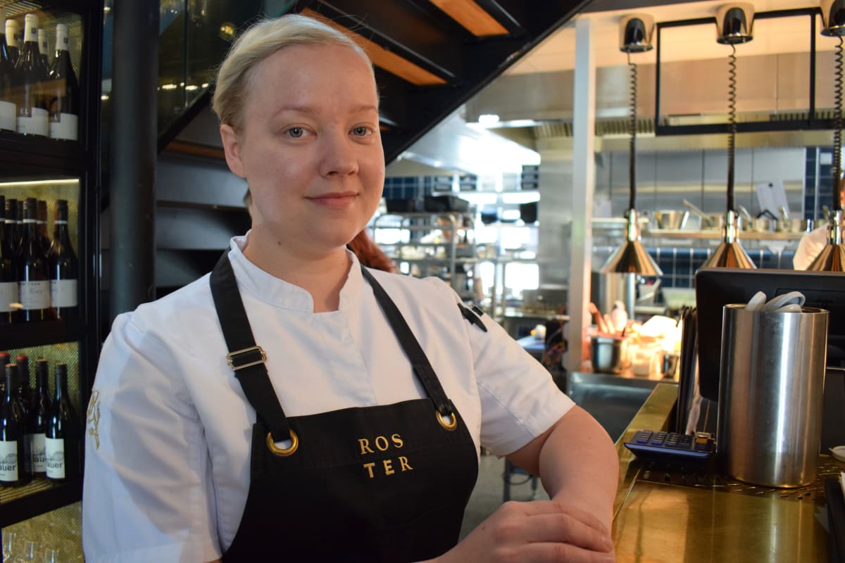 Ravintola Rosterin keittiömestari Eeva Hongisto