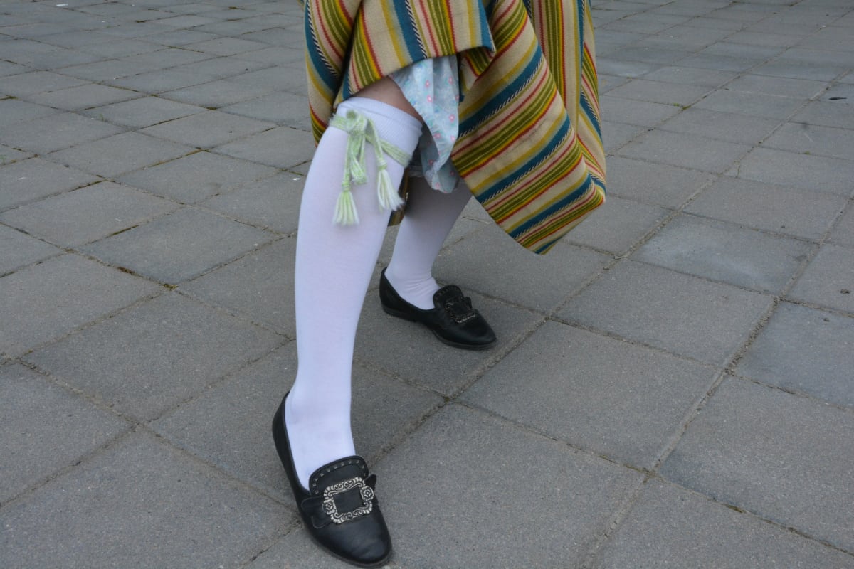 Yksityiskohtia Laitilan kansallispuvusta