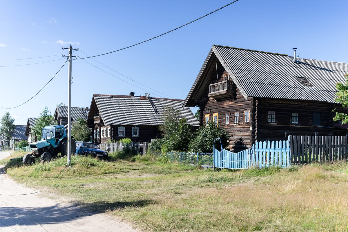Maalaiskylän raitti