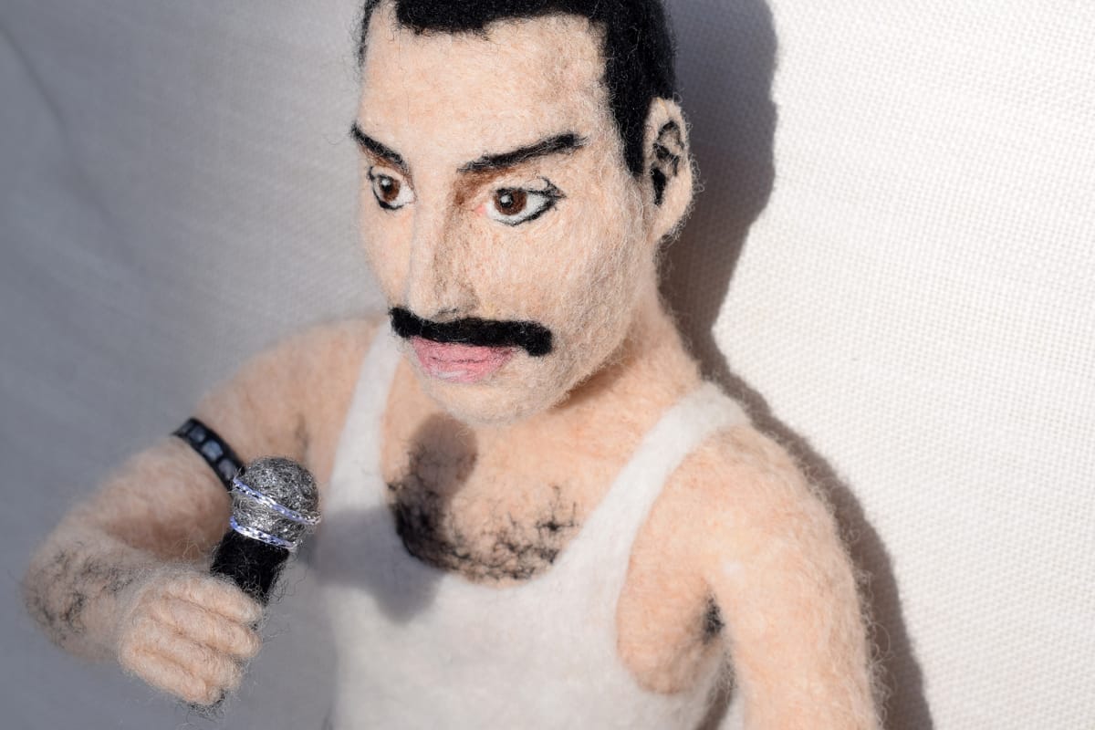 Huovutettu Freddie Mercury