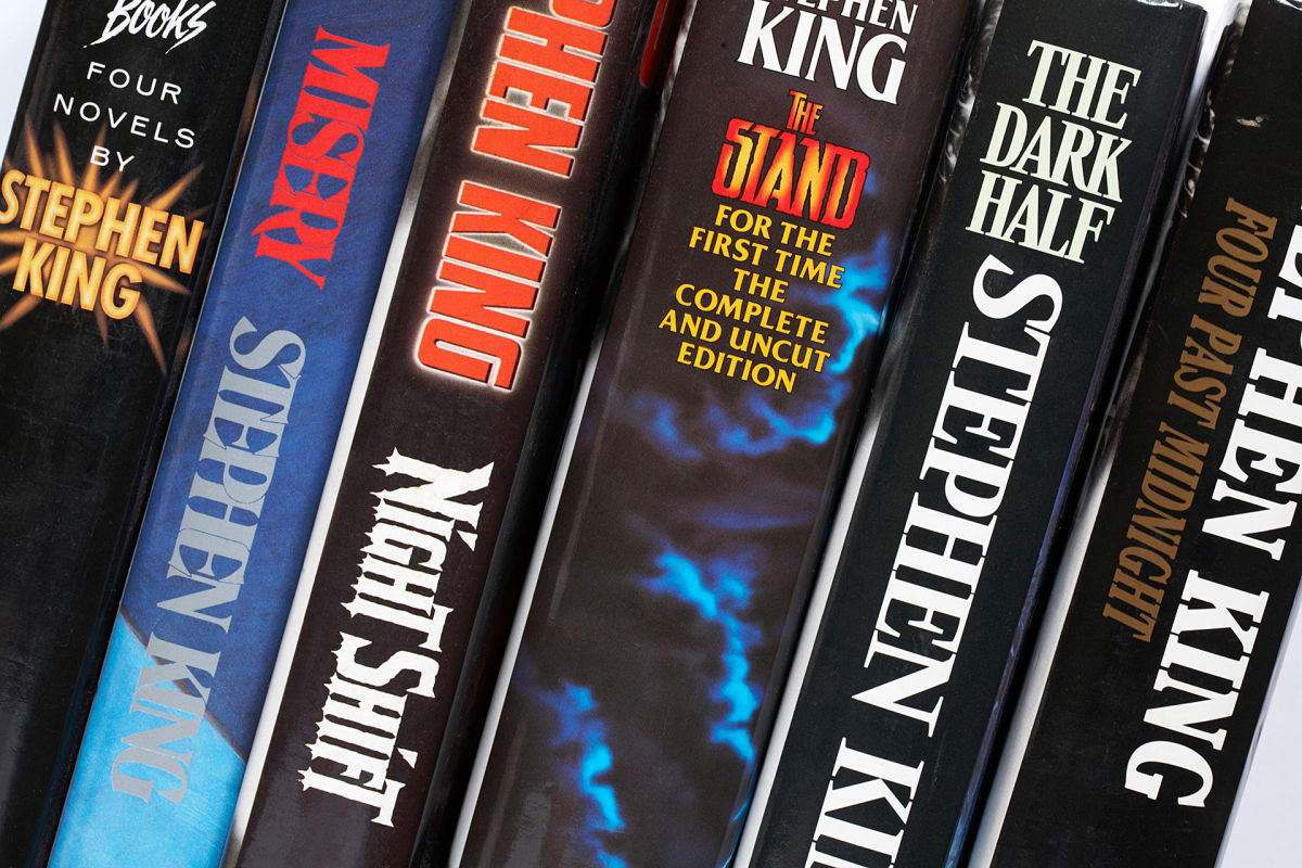 Stephen Kingin kirjoja.