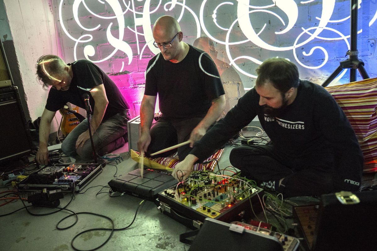 Tottumiskysymys, Jukka Laine, Olli Haveri, Ville Olaskari