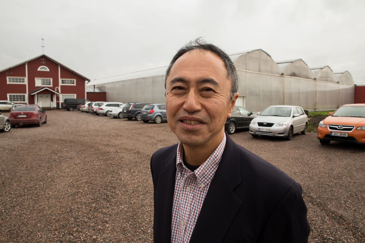 Shinji Yoshioka Lapinjärvi Robbes Lilla Trädgård Robben puutarha johtaja.