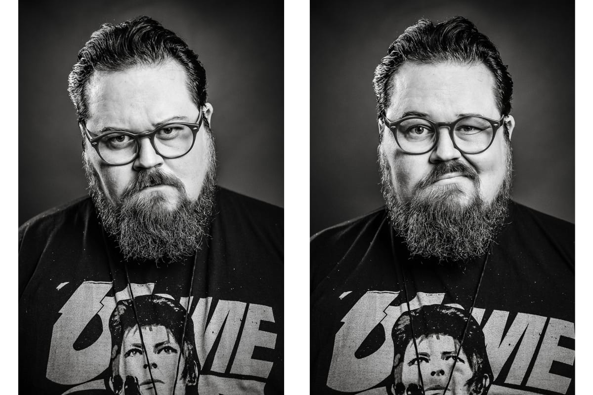 Pete Poskiparta demonstroi mikroilmeitä