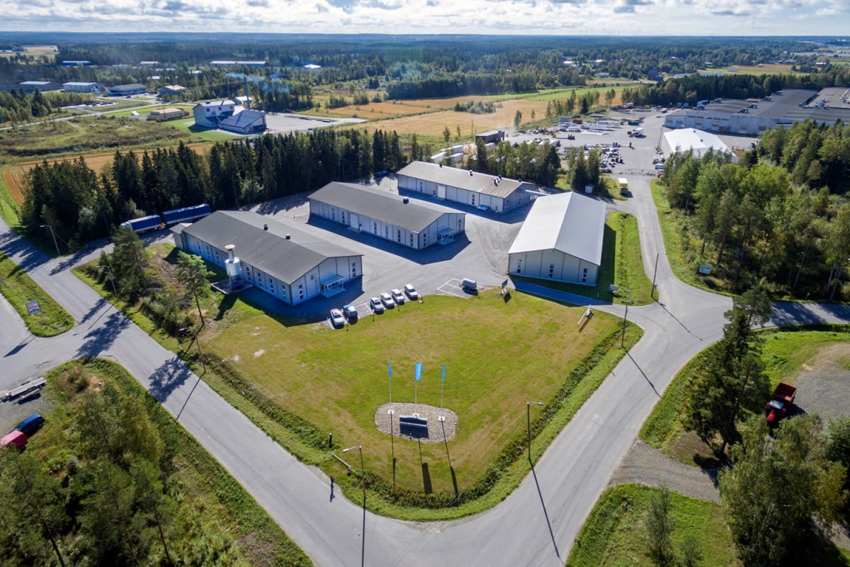 Caraway Finlandin tuotantotilat Närpiössä vaativat tilaa neljän hallillisen verran