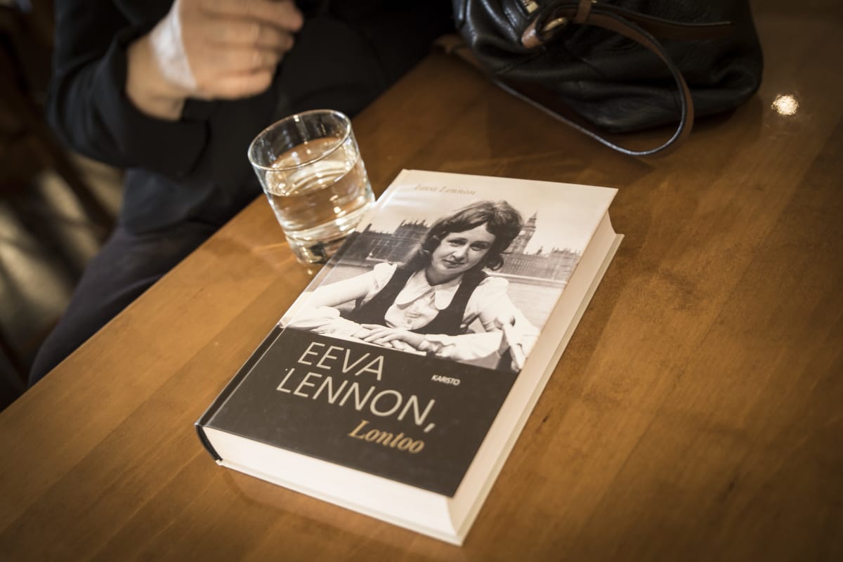 Eeva Lennon, kirja lk