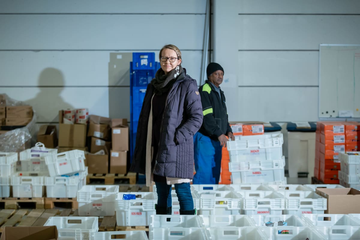 Vantaan kaupungin Yhteinen pöytä -hankkeen projektipäällikkö Hanna Kuisma, Vantaan hävikkiterminaali, 20.12.2018.