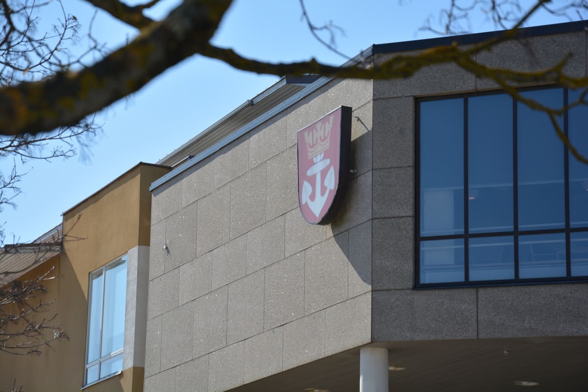 Paraisten vaakuna