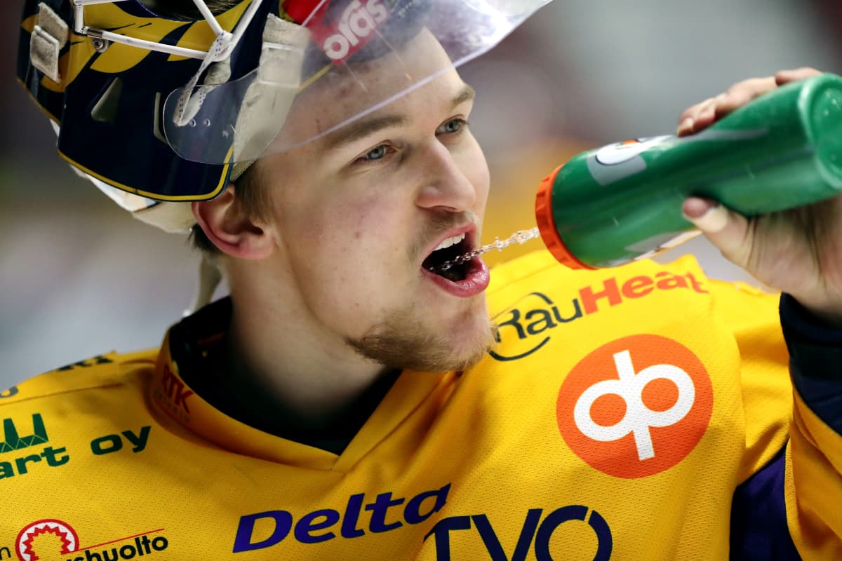 Kaapo Kähkönen, Lukko