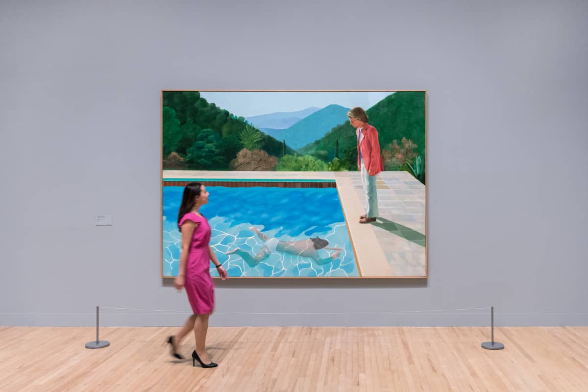 David Hockneyn teos Portrait of an Artist (1972) oli esillä Lontoossa Tate Britain -museossa, jonne se houkutteli ennätysyleisön 2017.