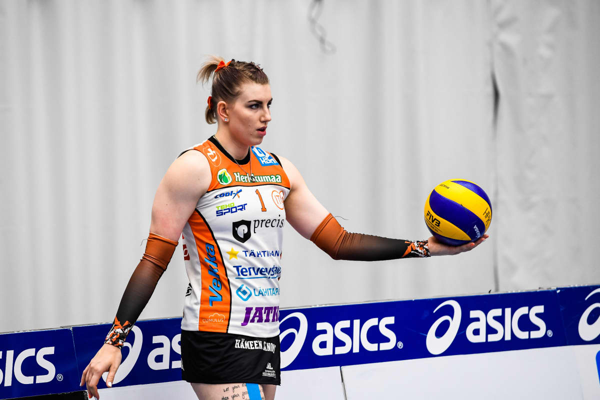 Michaela Madsen.