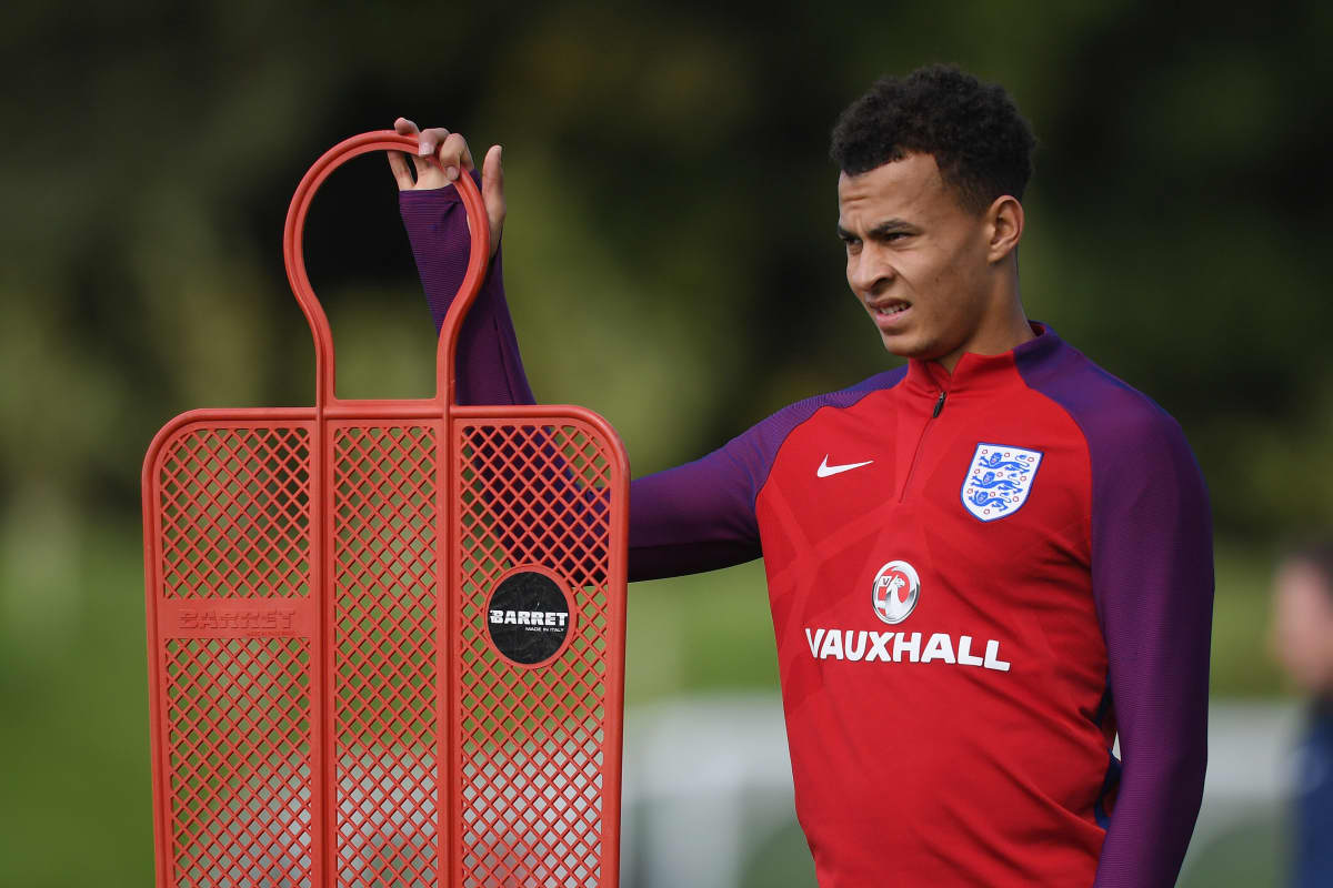Dele.