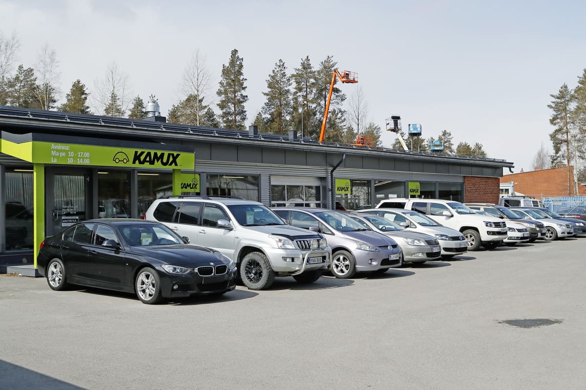 Kamux Joensuun autoliikkeltä.