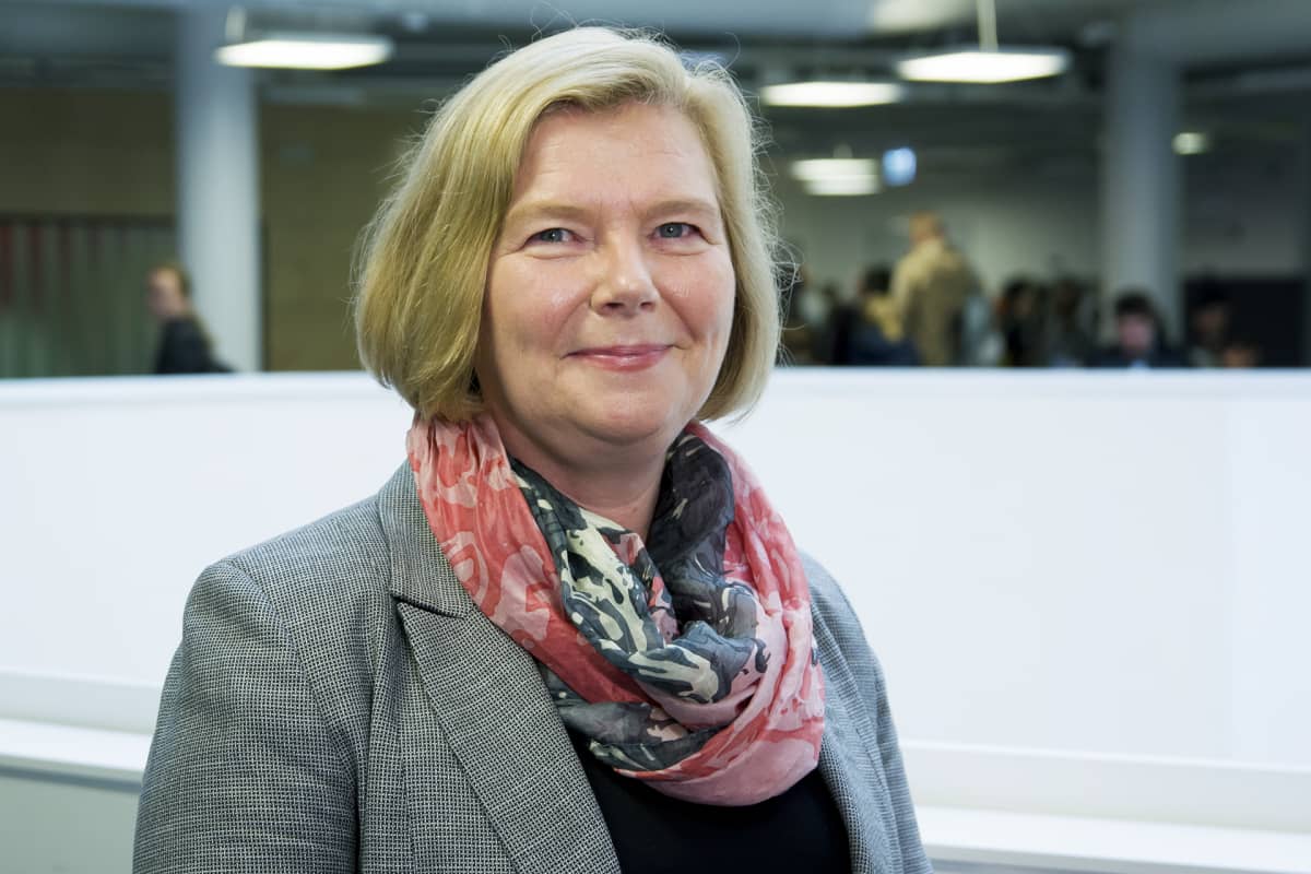 Tampereen uuden yliopiston rehtori Mari Walls