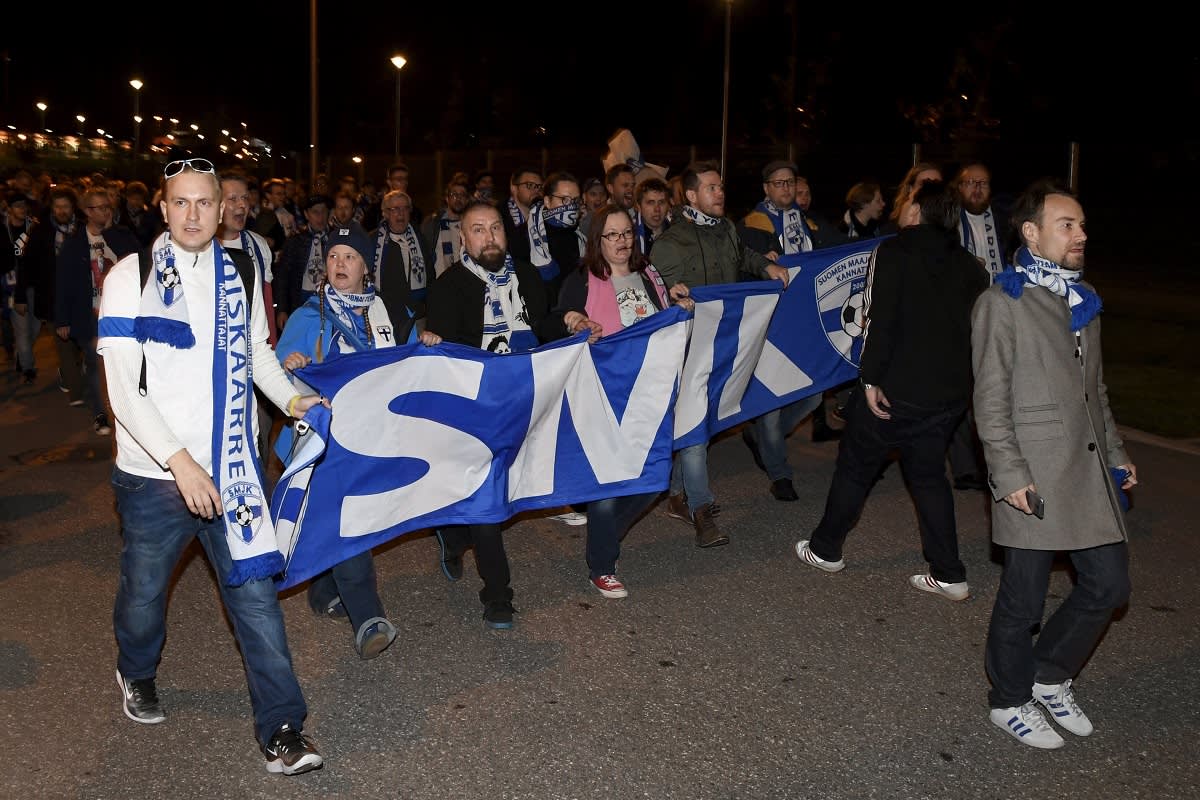 Suomi fanit huuhkajat