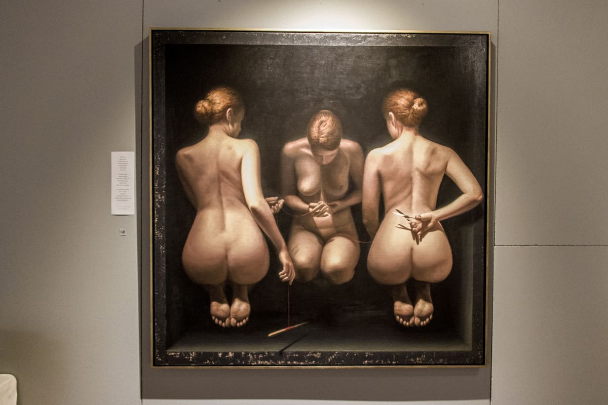 Sampo Kaikkosen maalaus taidegallerian seinällä