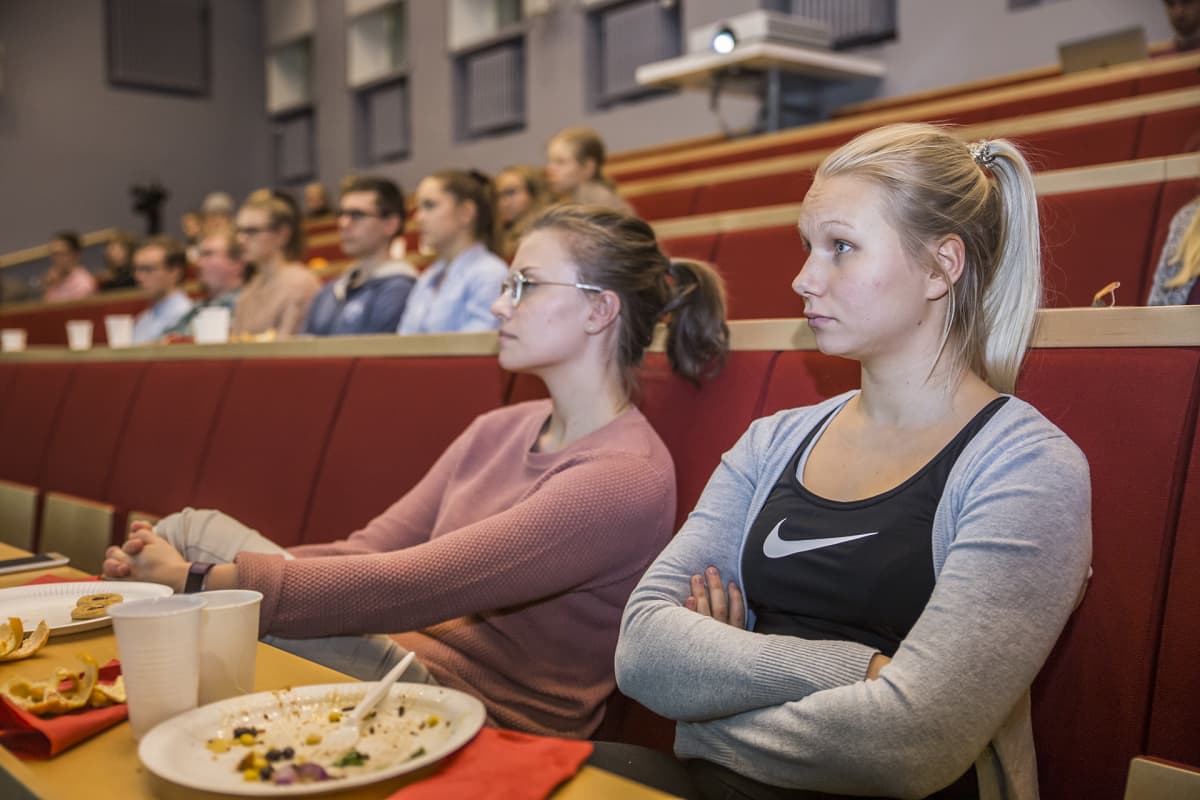 Lääkäri opiskelijat