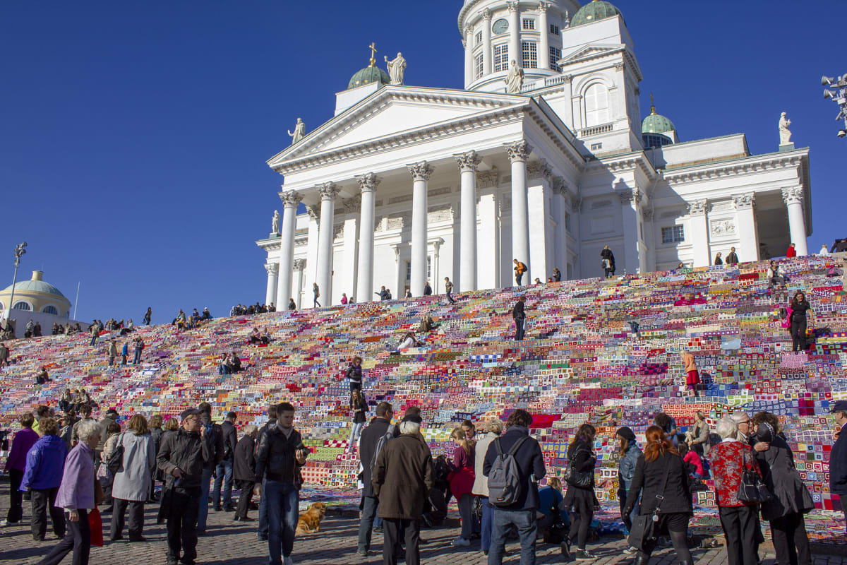 Suurkirkon päällystetyt portaat